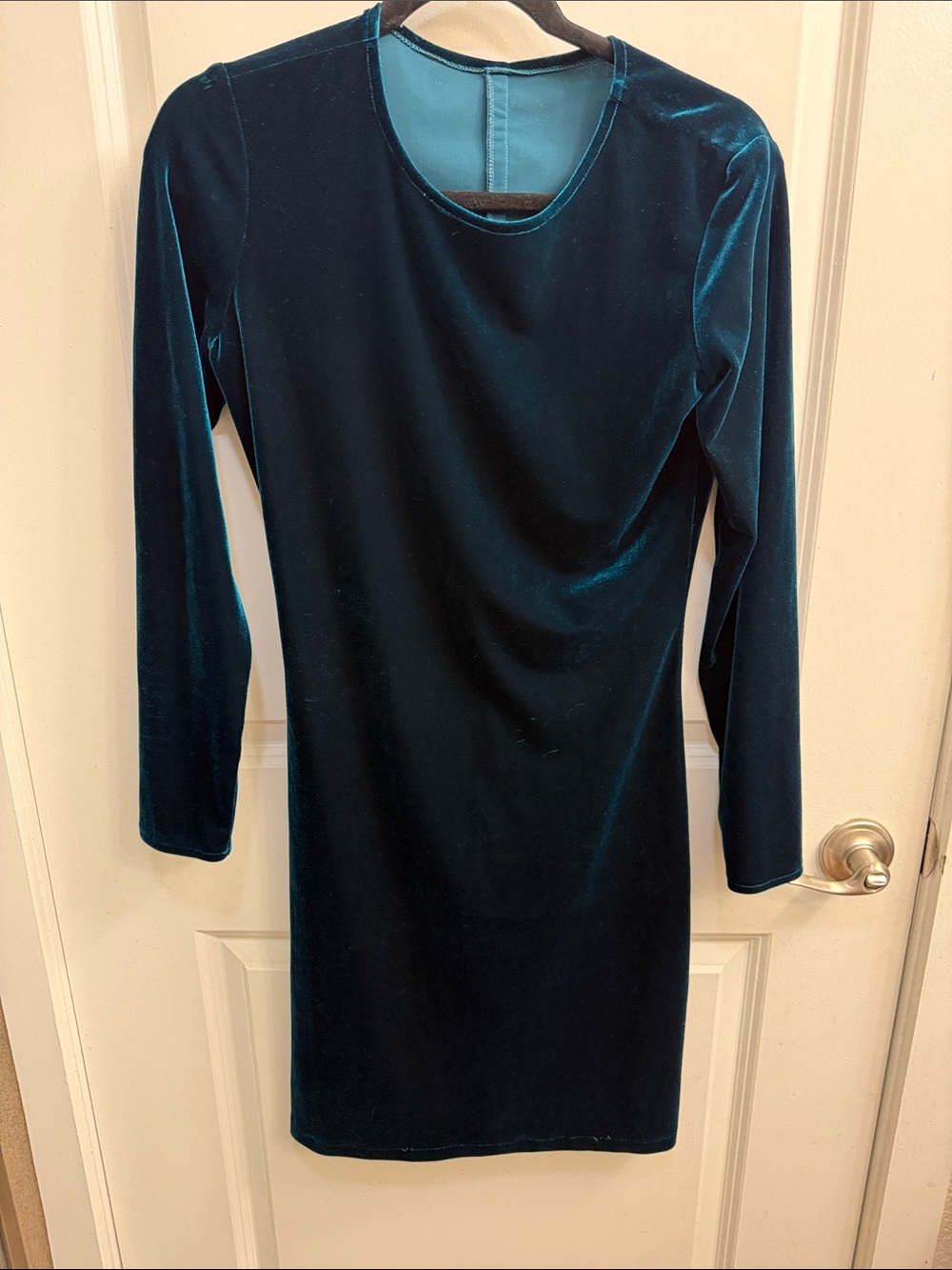 Classic Long-Sleeve Velvet Dress in Teal